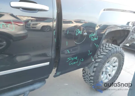 2016 GMC Sierra 2500Hd Denali z USA, uszkodzony, nr VIN 1GT12UE80GF208374